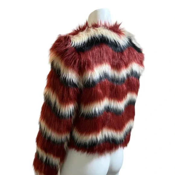 NWT MAJORELLE Luka Faux Fur Coat in Sequoia, Size Small - Picture 7 of 12